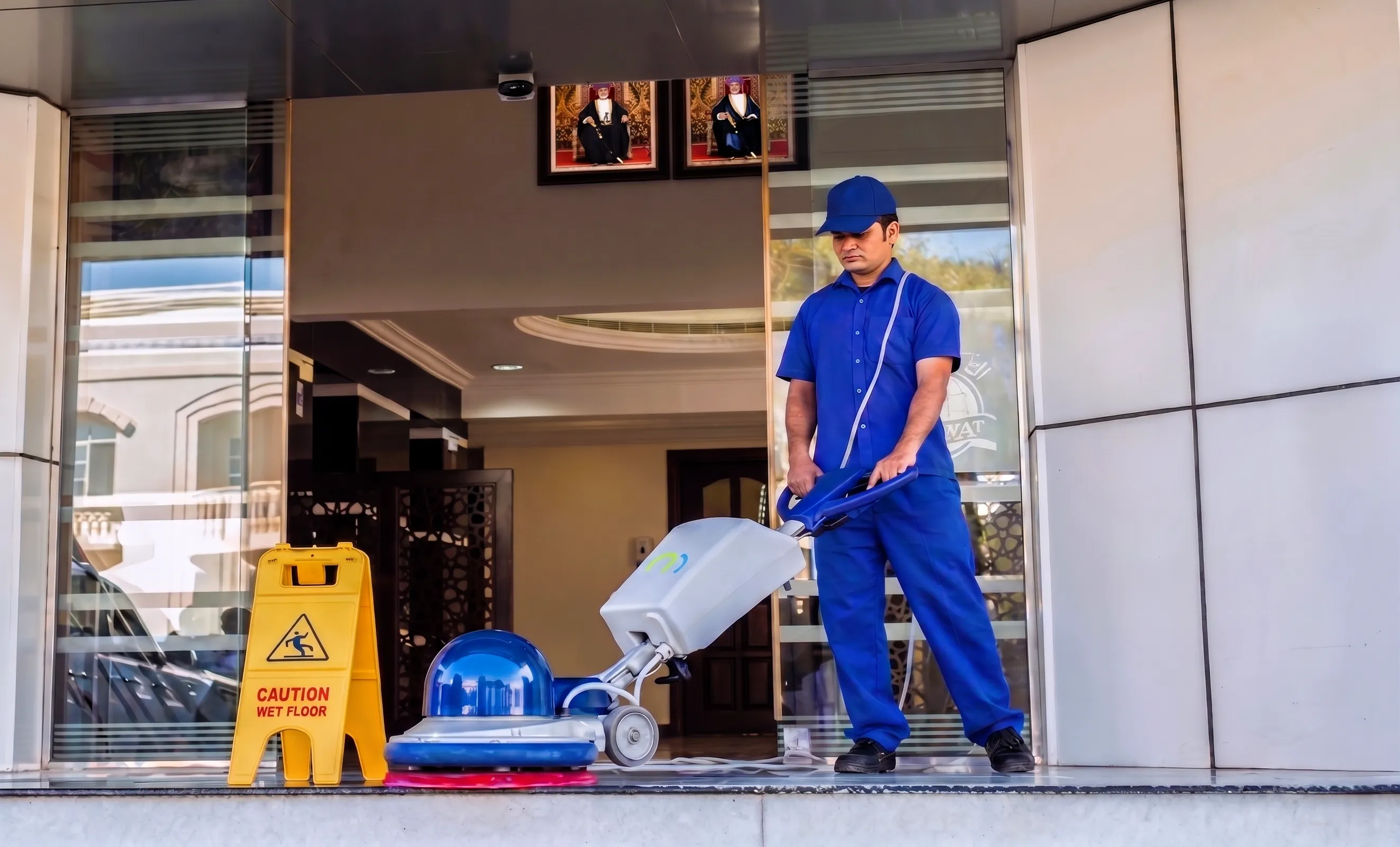 Al Munjiz commercial cleaning services